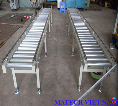 Băng tải con lăn inox